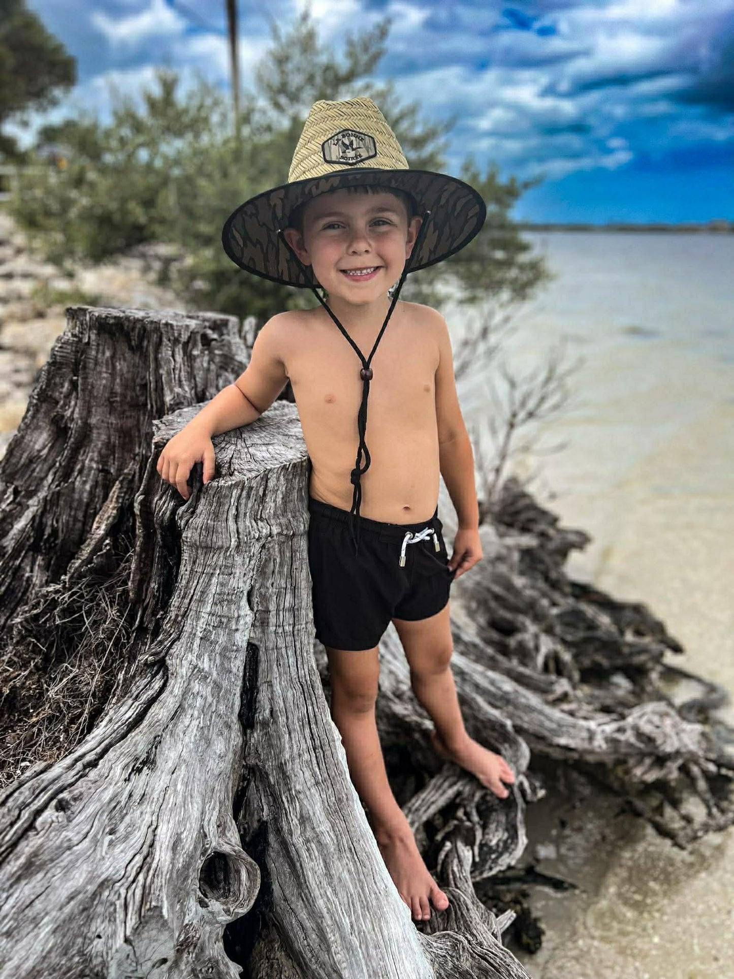 Straw Hat Muted Camo