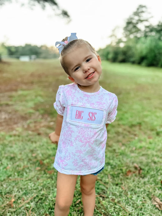 Big Sis Smocked Tee